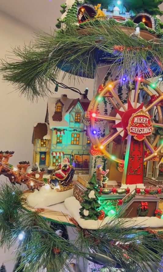 ☆Ferris wheel Christmas tree (with trains, Ferris wheel, brightly lit houses)