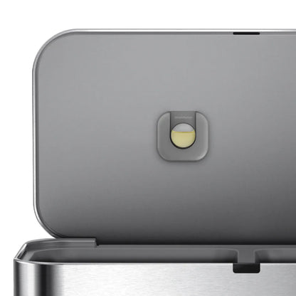 Intelligent sensor trash can