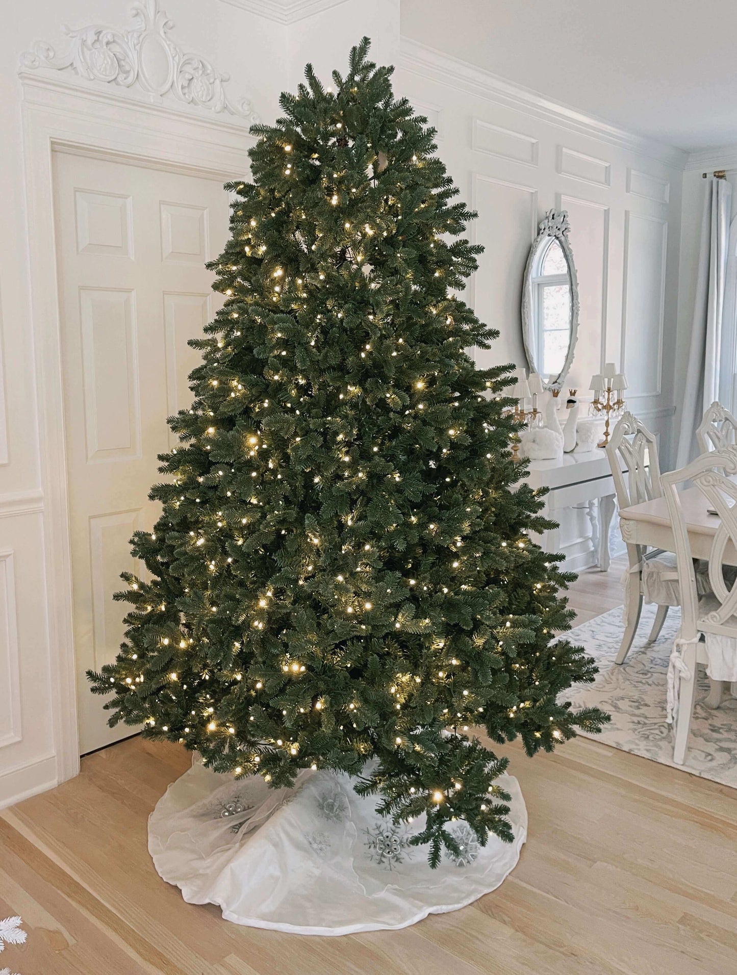 7.5' Aspen Fir Quick-Shape Tree with 1400 Warm White & Multi-Color LED Lights